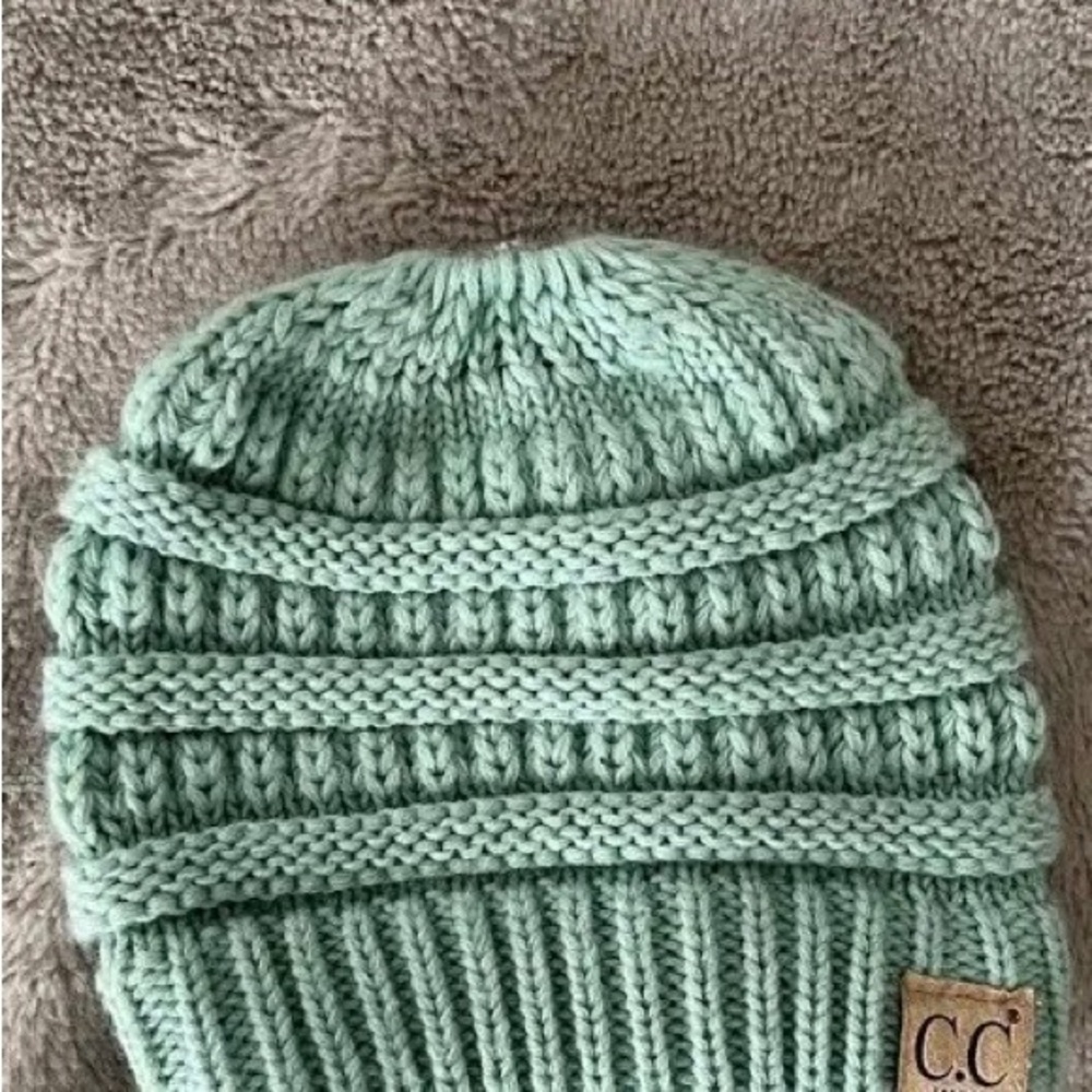 C. C winter‎ hat light blue!
